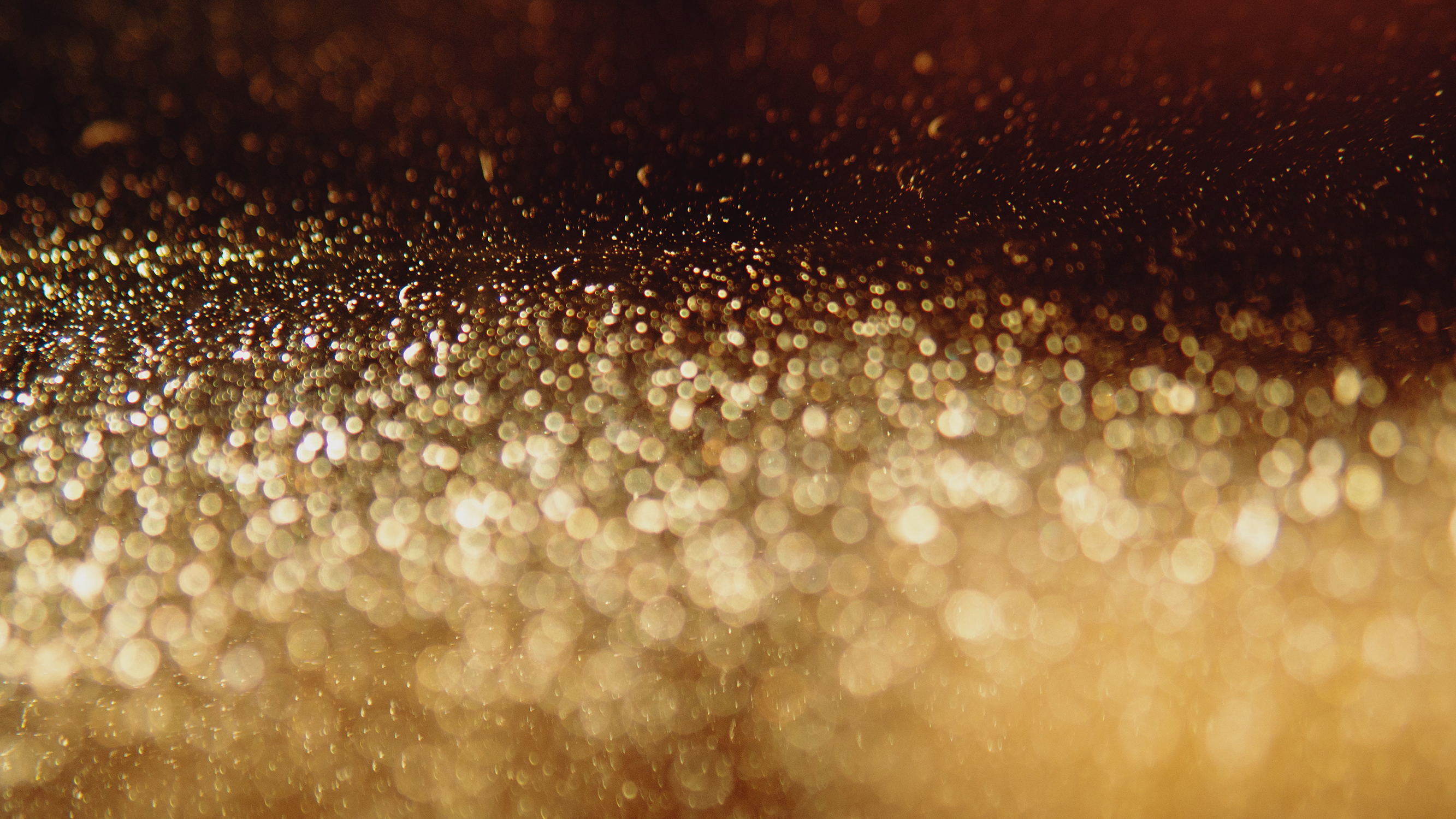 Closeup of liquid particles, generated by the Palas Aerosol Generator for test particles of 10nm to 10 &micro;m.